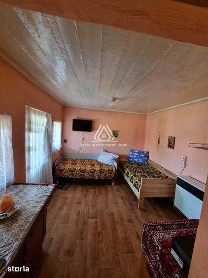 Casă cu 3 camere cu Teren 2604 Mp în Sâmboleni