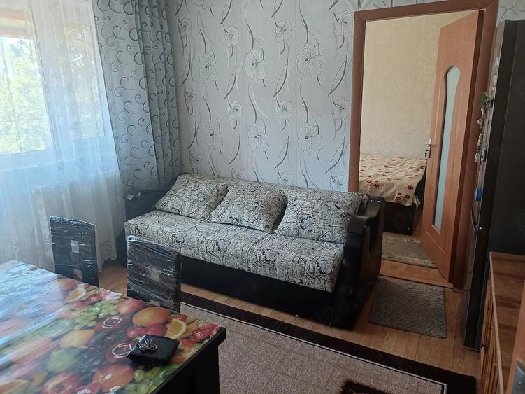 Apartament cu 2 camere nedecomandat în 9 Mai