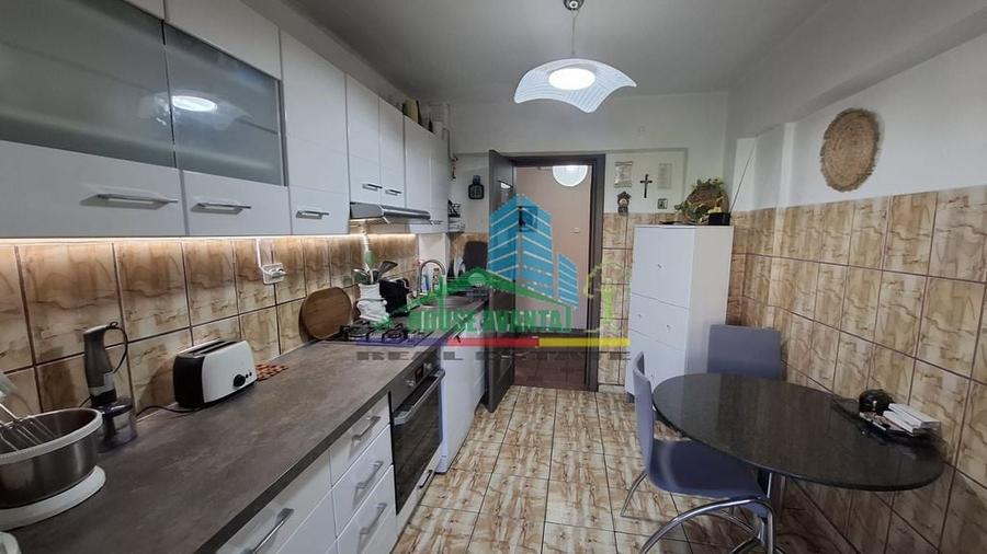 Apartament 3 camere parter inalt zona Sud - Lidl - 9