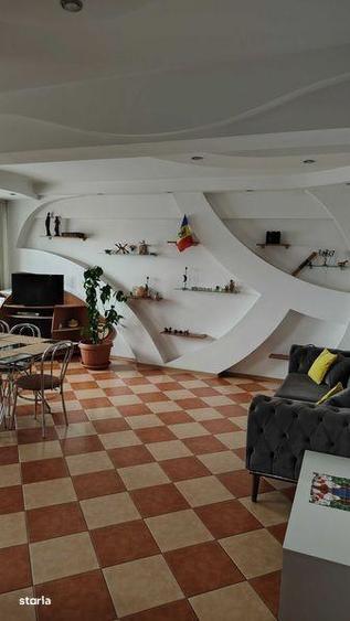 Apartament cu 3 camere în Central