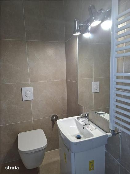 Spațiu comercial, de 215 mp, în Ștefăneștii de Jos