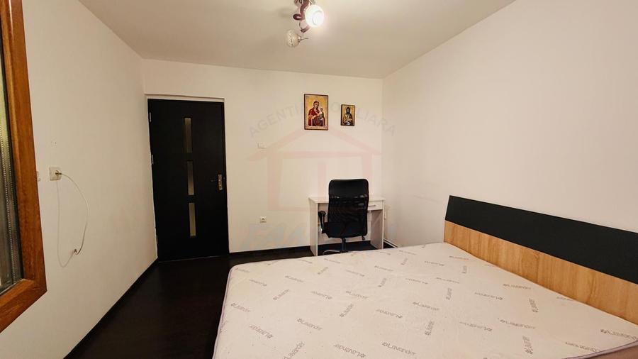 Apartament cu 2 camere în Micro 13