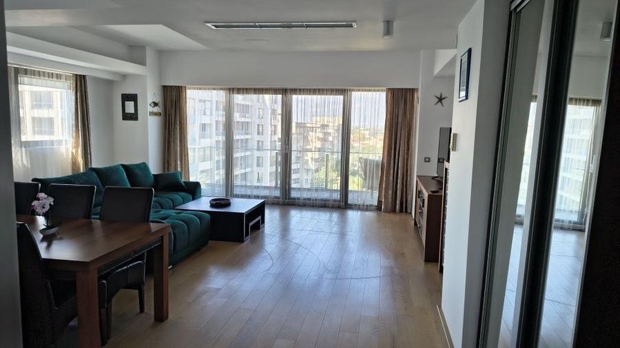 Apartament cu 2 camere decomandat în Palazu Mare