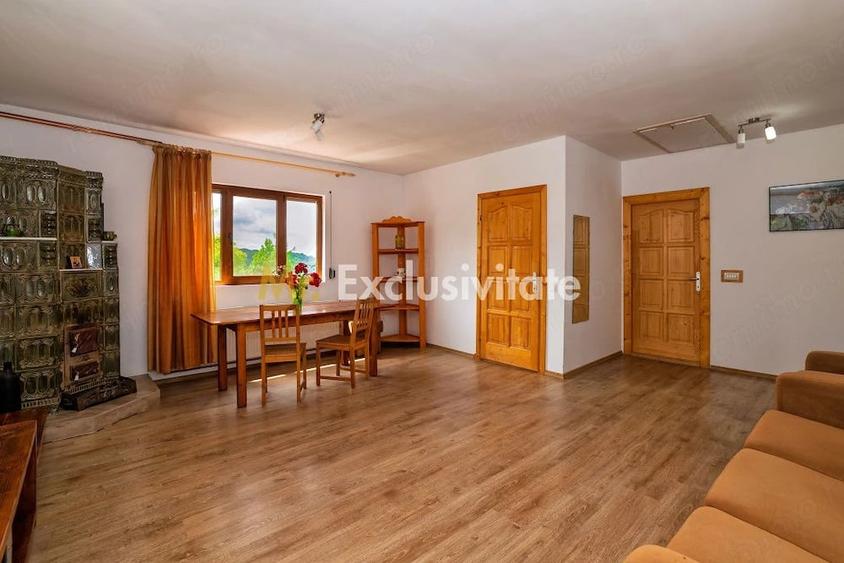 Casă cu 3 camere cu Teren 6290 Mp în Corbi