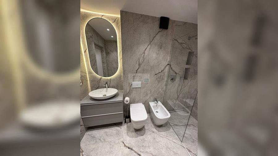 Apartament cu 2 camere semidecomandat în Sopor