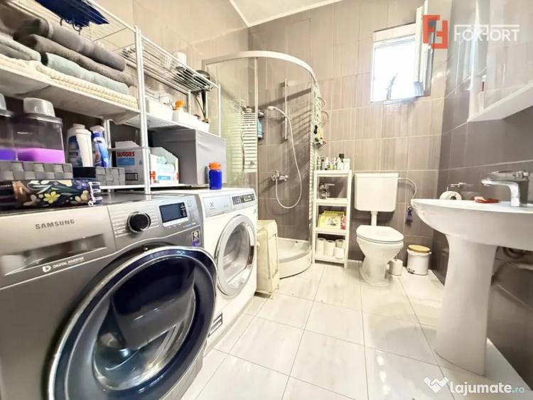 Casă cu 5 camere cu Teren 168 Mp în Săcălaz