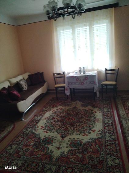 Casă cu 4 camere în Curtici