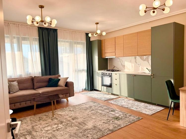 Apartament cu 2 camere semidecomandat, mobilat în Pipera