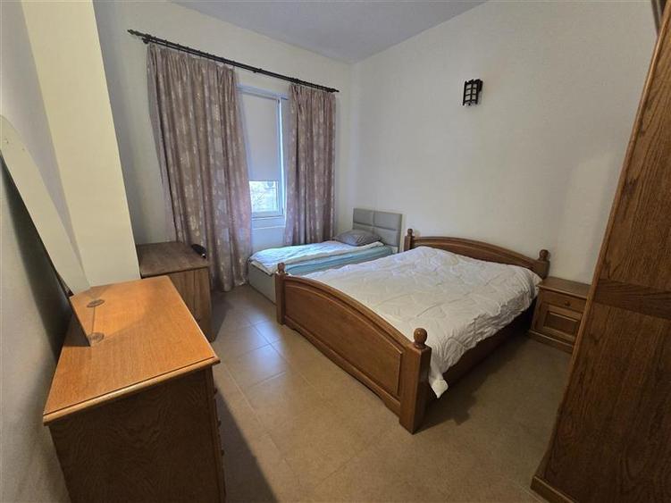 Apartament cu 3 camere decomandat, mobilat în Delfinariu