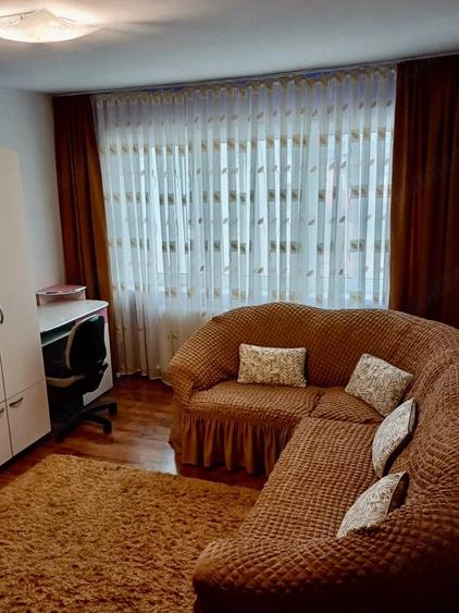 Apartament cu 2 camere semidecomandat în Petros