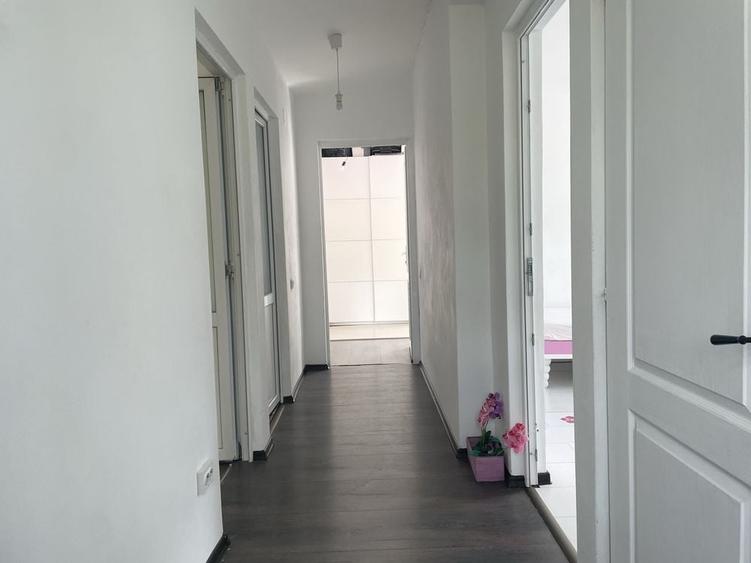Casă cu 4 camere cu Teren 750 Mp în Central