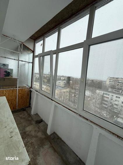 Apartament cu 3 camere semidecomandat în Nord