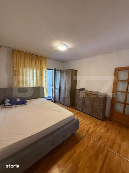 Apartament 3 camere, Decomandat, Zona Mall, Etajul 2 - 2