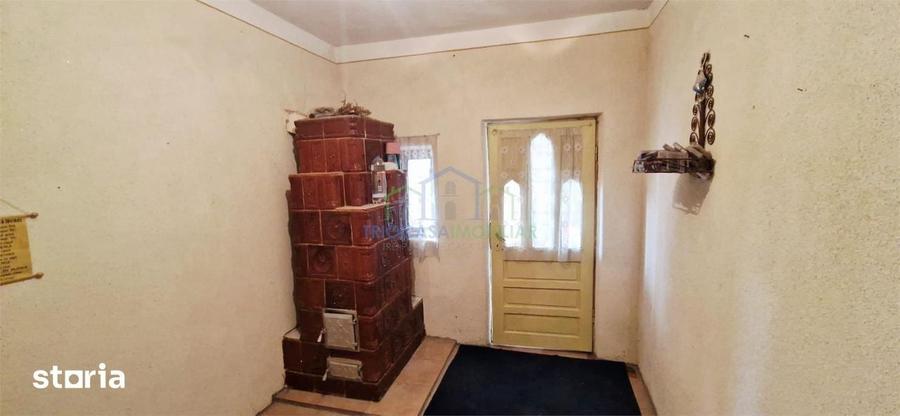 Casă cu 3 camere cu Canalizare în Brădești