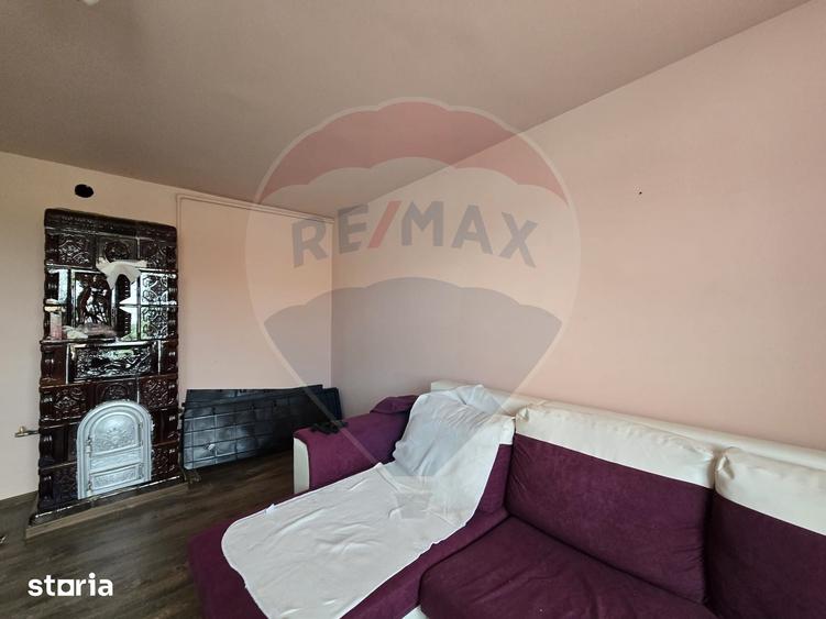 Casă cu 3 camere cu Teren 1550 Mp în Tureni