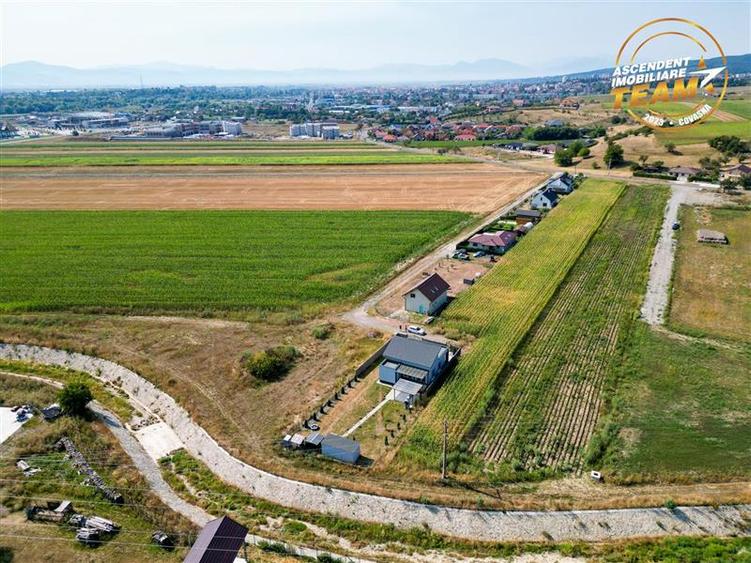 Teren Construcții intravilan de 824 mp, în Arcuș