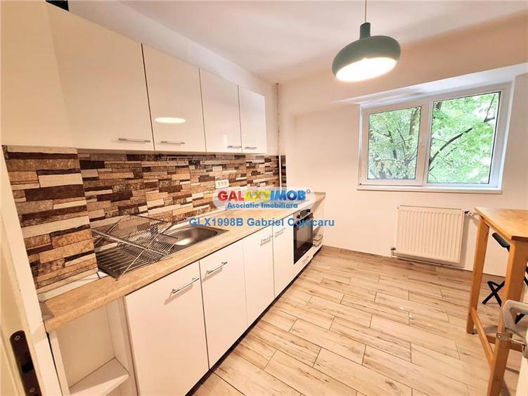 Apartament cu 2 camere semidecomandat, mobilat în Moșilor