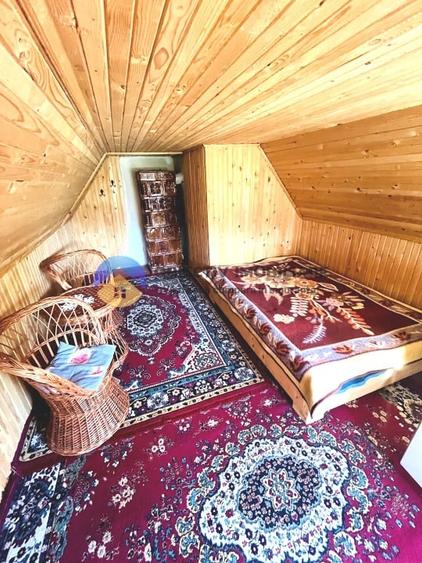 Casă cu 4 camere cu Teren 300 Mp în Ceahlău