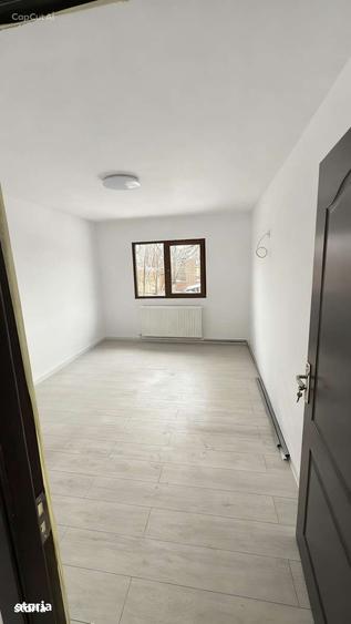 Casă cu 3 camere cu Teren 500 Mp în Letea Veche