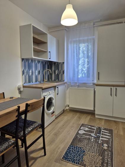 Apartament cu 2 camere semidecomandat în Drumul Carului