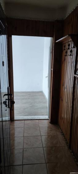 Apartament cu 2 camere nedecomandat în Central