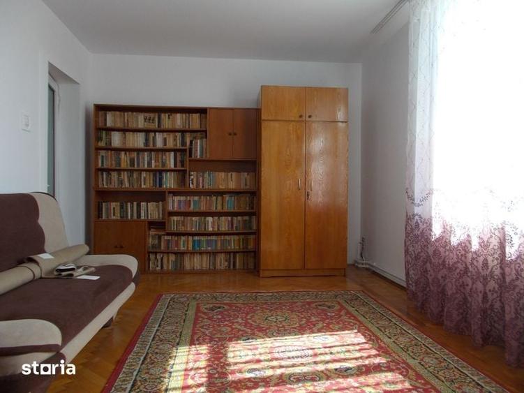 Apartament cu 3 camere decomandat în Țiglina 1