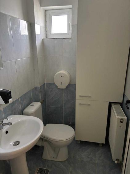 Inchiriere spatiu comercial la parter - 6