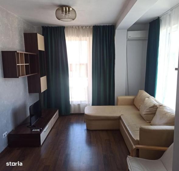 Apartament cu 3 camere semidecomandat, mobilat în Florești