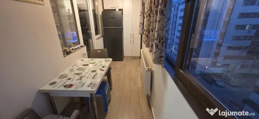 Apartament cu 3 camere decomandat în Chiajna