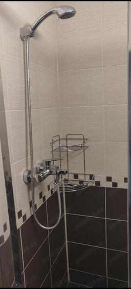 Apartament cu 3 camere decomandat, mobilat în Calea București