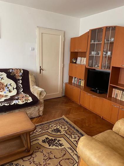 Proprietar ofer pentru inchiriere apartament cu 2 camere - 2