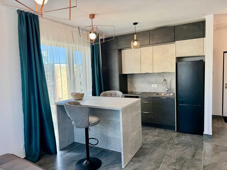 Apartament cu 2 camere decomandat în Central