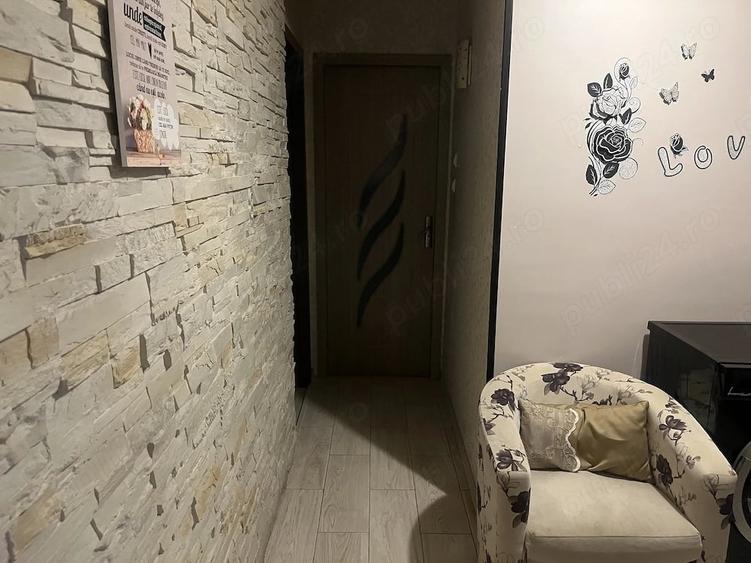 Apartament cu 3 camere decomandat în Granit