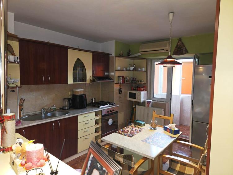 Garsonieră decomandată în Lujerului