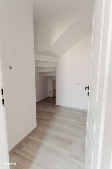 Casă cu 4 camere cu Teren 250 Mp în Central