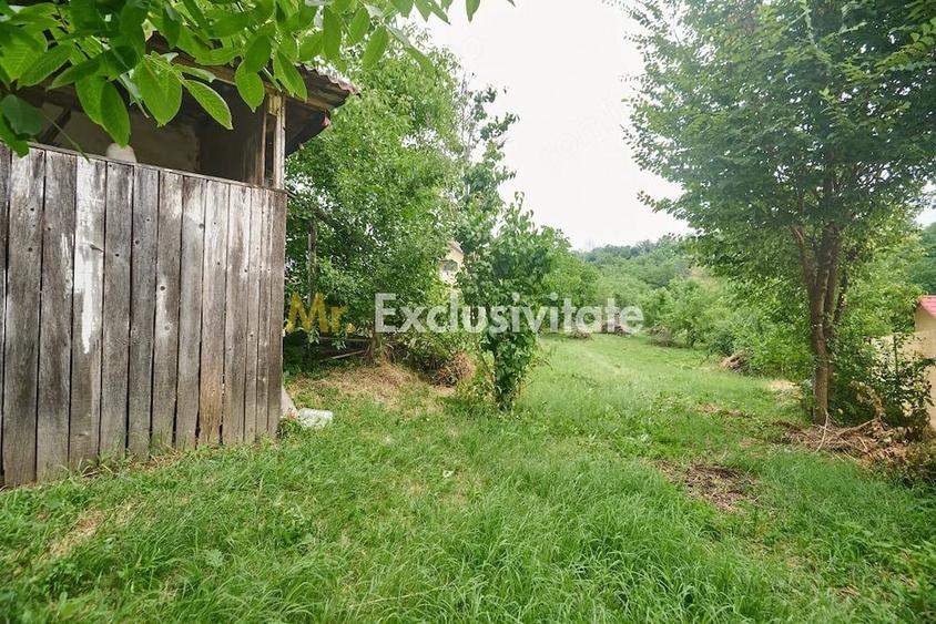 Teren de 2240 mp, în Moșoaia