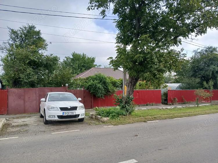 Casă cu 3 camere cu Teren 1500 Mp în Lehliu