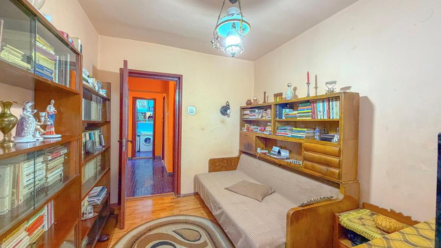 Apartament cu 3 camere decomandat, mobilat în Băile Tușnad