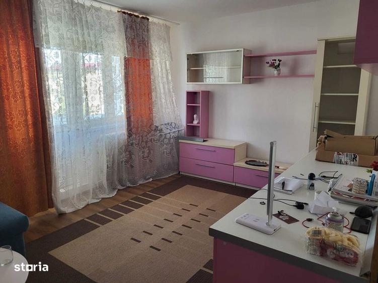 Inchiriez apartament 2 camere - 3