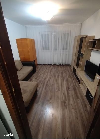 Garsonieră decomandată în Rahova