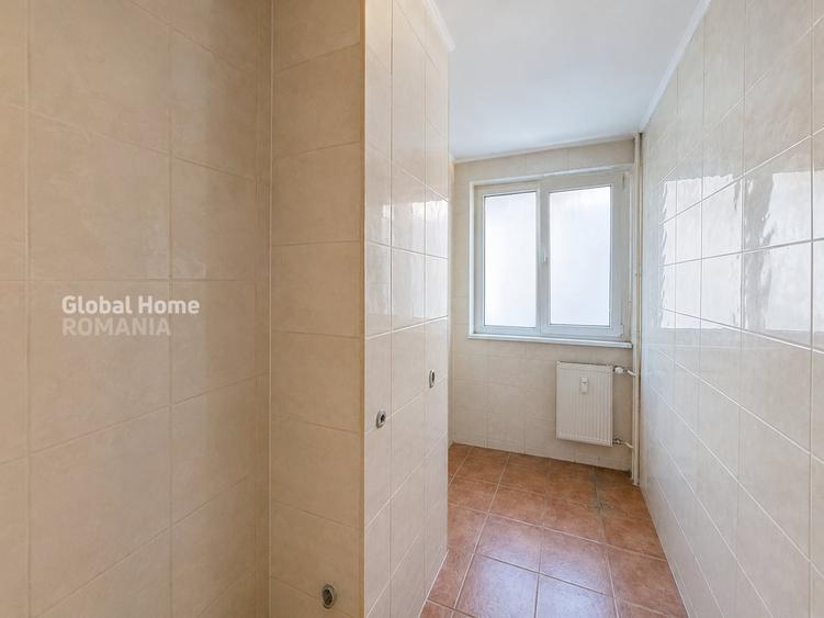 Apartament cu 3 camere decomandat în Tineretului
