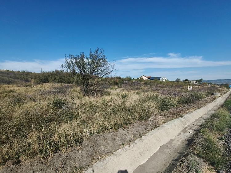 Teren Construcții intravilan de 535 mp, în Nord