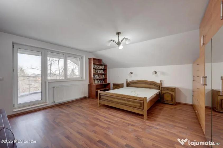 Casă cu 7 camere cu Teren 1120 Mp în Pipera