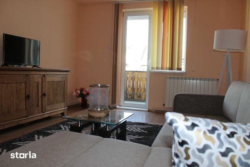 Inchiriez apartament 3 camere - 1