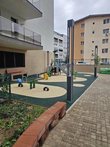 Apartament cu 2 camere decomandat în Theodor Pallady