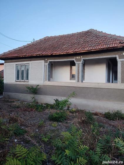 Casă cu 3 camere în Ciorani