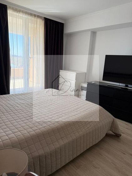 Apartament cu 3 camere decomandat, mobilat în Central