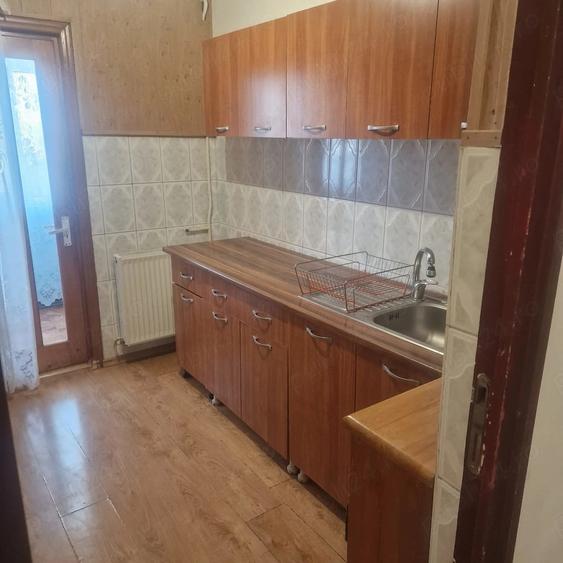 Apartament cu 2 camere decomandat în Burdujeni