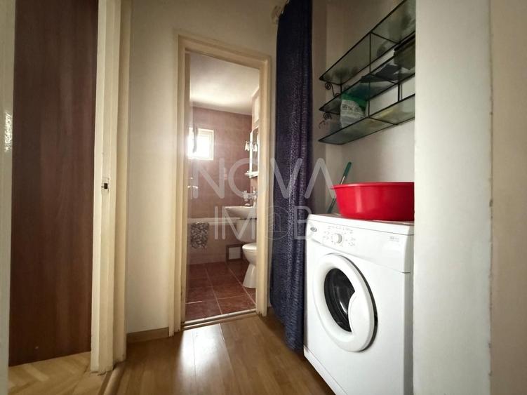 Apartament de inchiriat 3 camere etajul 4, cu lift,  Zona Vasile Aaron - 14
