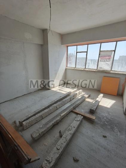 Apartament cu 4 camere decomandat în Dorobanților
